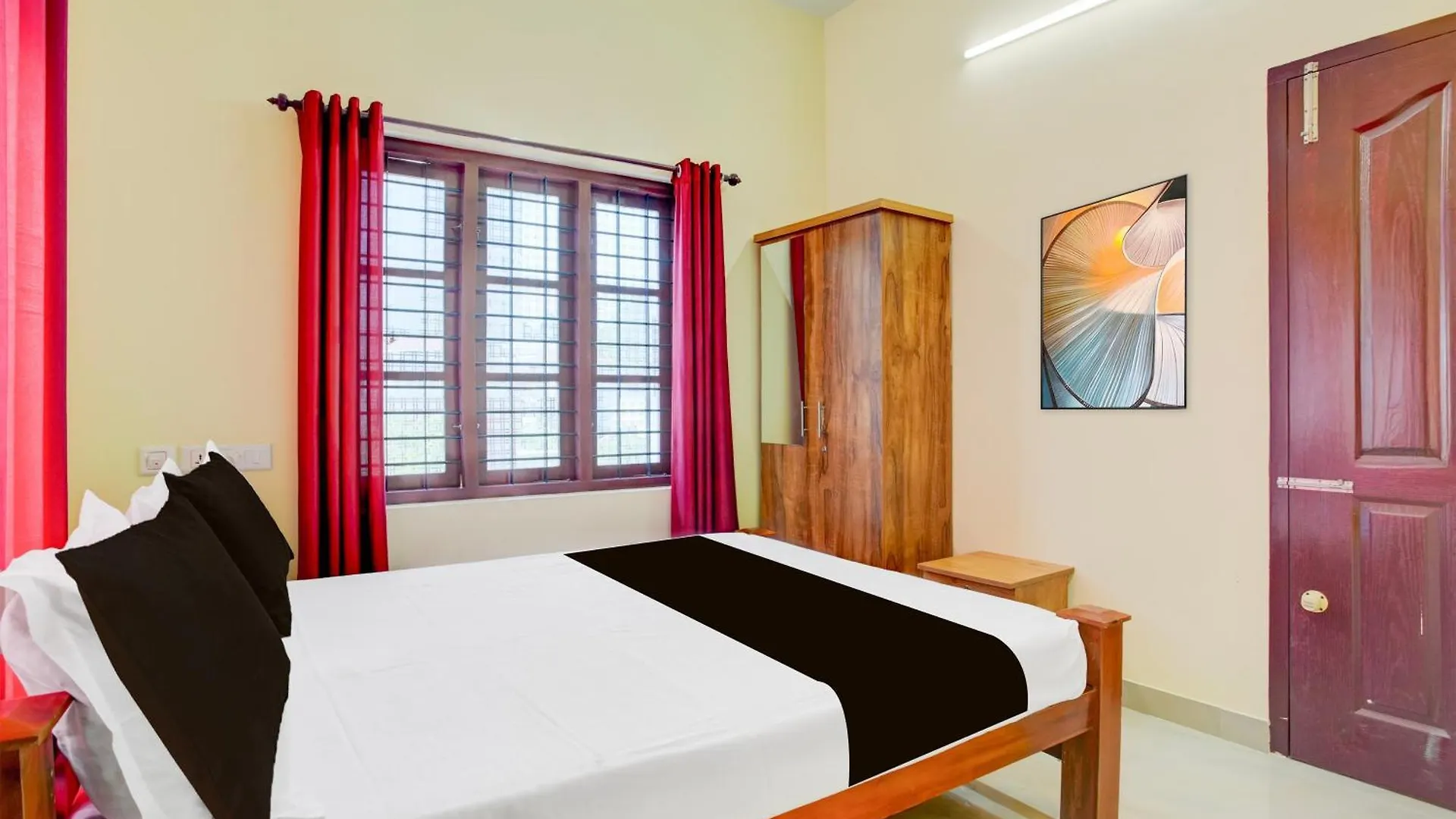 Hotel O Heaven Home Stay Thiruvananthapuram